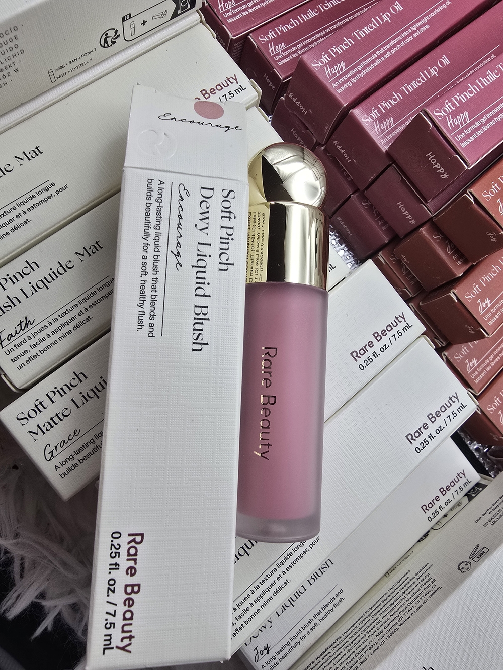Rare Beauty Soft Pinch Liquid Blush — Vibrant Pink - Picture 7 of 12